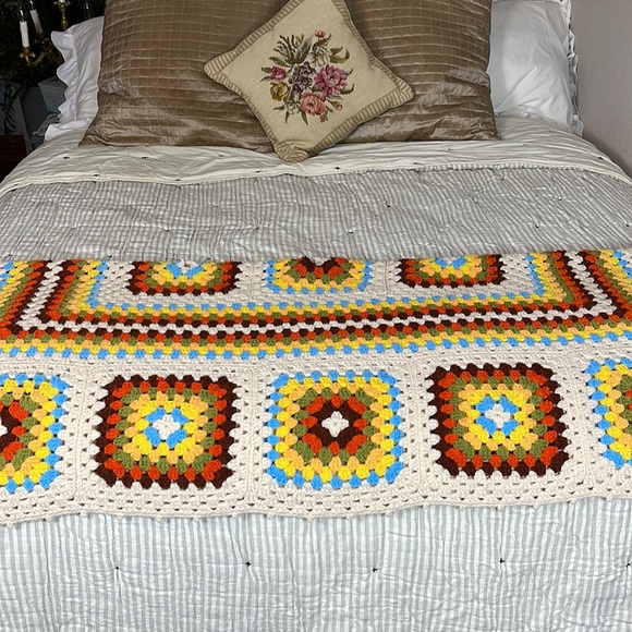 Granny Square Vintage Throw Boho Colors Brown, Rust, Cream & Gold - Picture 9 of 10
